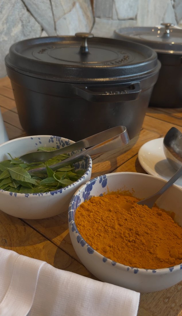 Verbena fresca e curcuma per le tisane